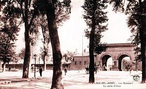 SIDI-BEL-ABBES - REMPARTS - PORTE D'ORAN
